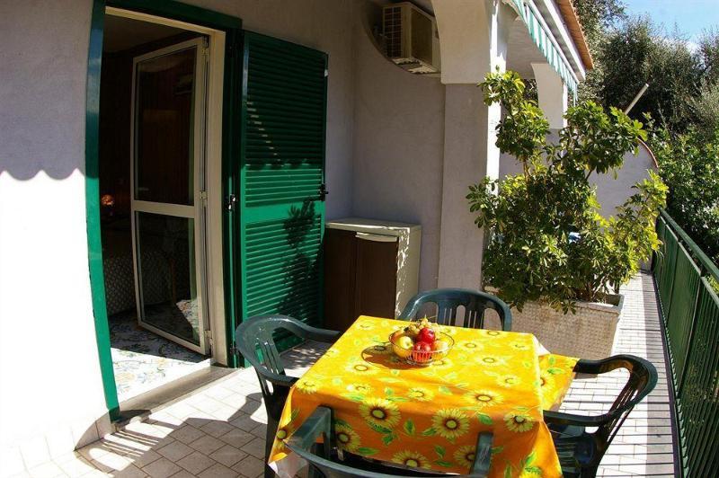 Bleu Village 4*
